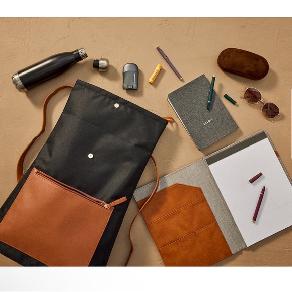 Women Backpack - Picture 4 of 8